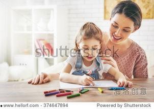 成人培养孩子的视频素材,视频素材中的成人育儿智慧解析